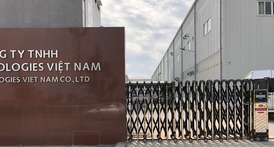 cổng xếp hợp kim nhôm tại bắc ninh