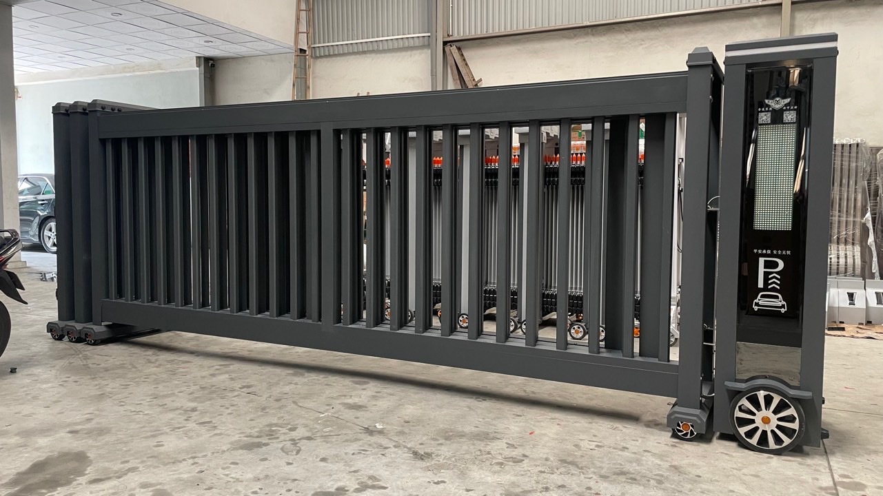 sản xuất cửa cổng xếp trượt DTC
