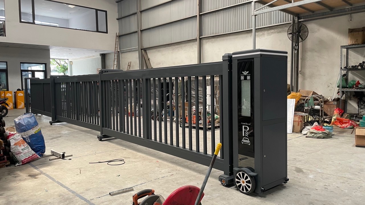 kích thước cửa cổng xếp trượt