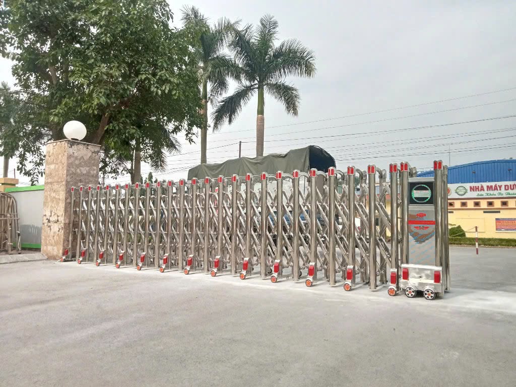cổng xếp nhập khẩu