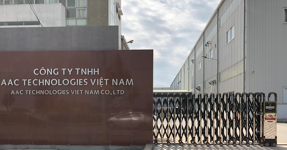 cổng xếp hợp kim nhôm dtc f831 bắc ninh 2