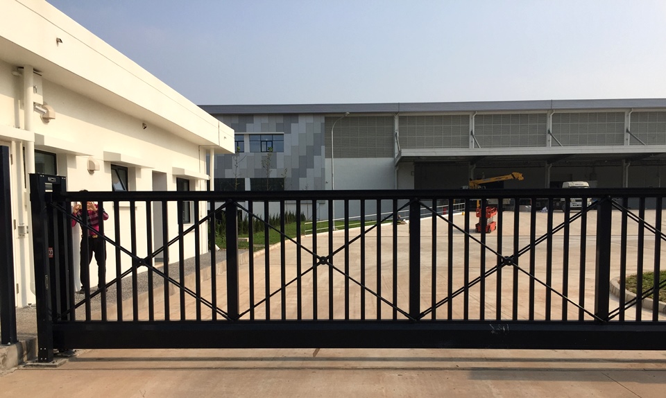 cổng xếp trượt tự động dtc B802 11