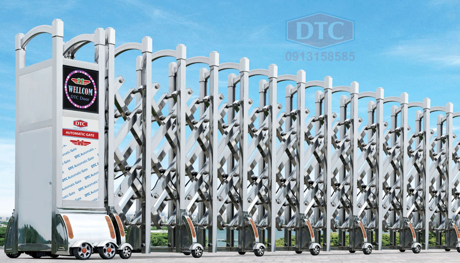 cổng xếp inox F-801