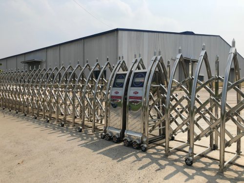 GIÁ CỔNG XẾP INOX 304 TỰ ĐỘNG TẠI HÀ NỘI VÀ THÀNH PHỐ HỒ CHÍ MINH