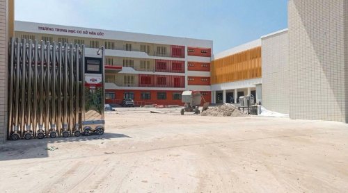 Cổng Mở Đón Tri Thức, Đóng Giữ An Toàn – DTC Hoàn Thành Lắp Đặt Cổng Xếp Tại Trường Trung Học Cơ Sở Vân Cốc